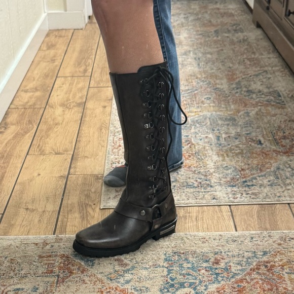 Milwaukee Leather Women's Distressed Brown Motorcycle Rider Boots 8. - Picture 10 of 11